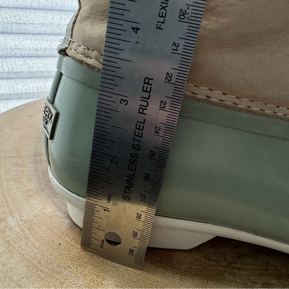 Sperry Women's Saltwater 2-Eye Duck Boots - Ivory/Sage Size 9, Galoshes, Lace Up - Picture 10 of 12